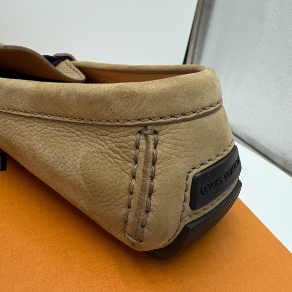 Louis Vuitton Men’s LV Initials Leather Loafers – Beige w/ Web Strap (Size 9) - Picture 8 of 8